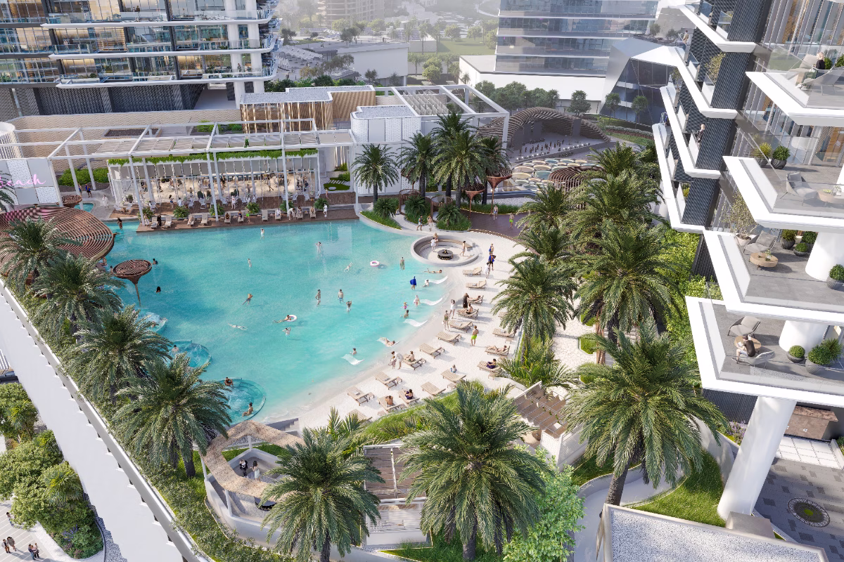 Mercer House – Beach club 1